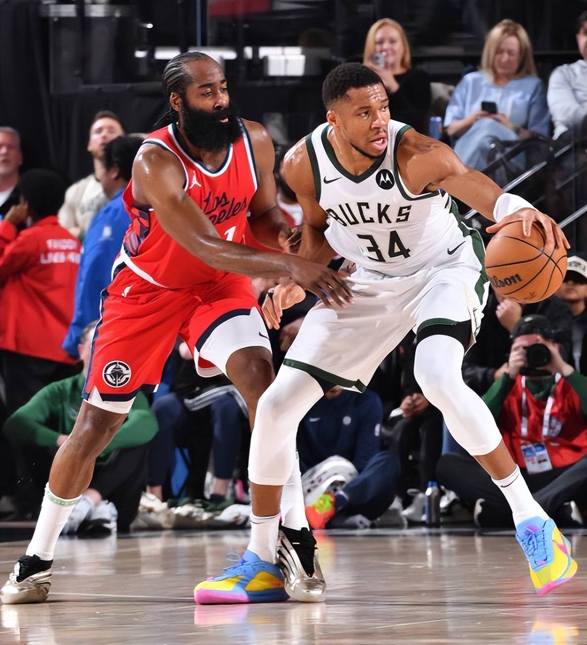 包含九游体育：交易流言：76人队或将交易哈登，寻求更合适的搭档的词条