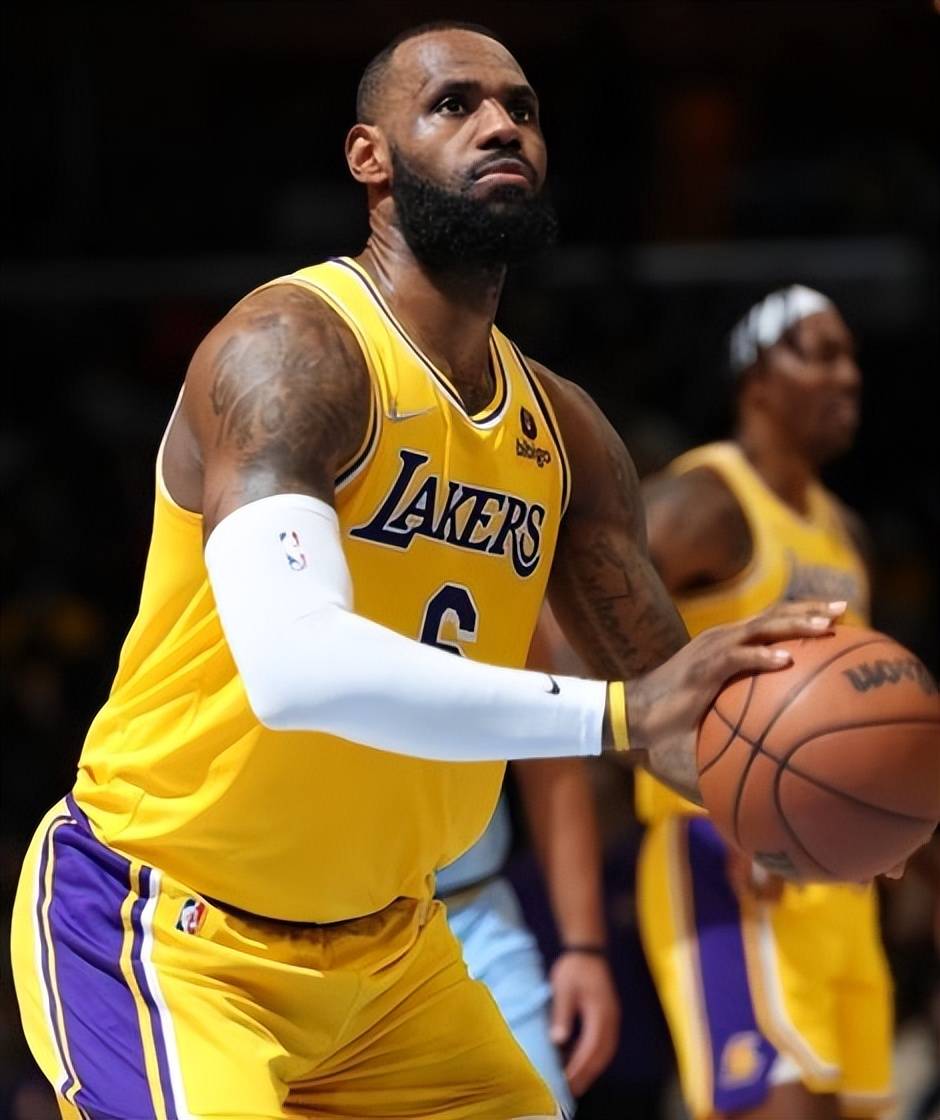 包含九游体育:湖人队新赛季:布朗能否在防守端展现价值,成为球队的防守尖兵?的词条 包含九游体育:湖人队新赛季:布朗能否在防守端展现价值,成为球队的防守尖兵?的词条