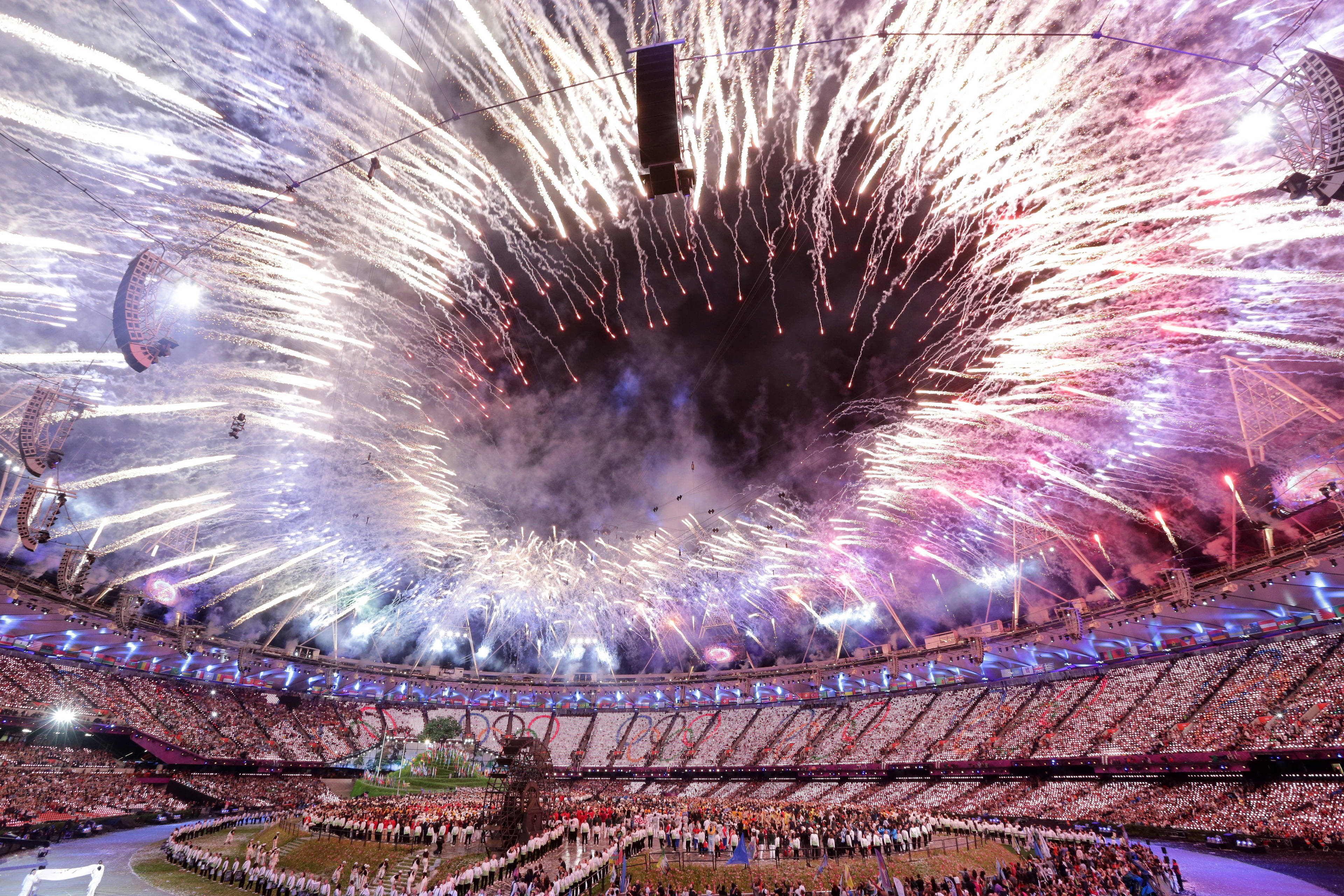 包含九游体育:世界杯的历史经典比赛，回顾难忘时刻的词条