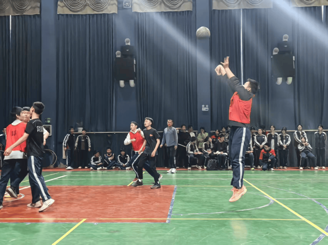 关于九游体育：篮球场地设施改善，为群众提供更好运动场所的信息