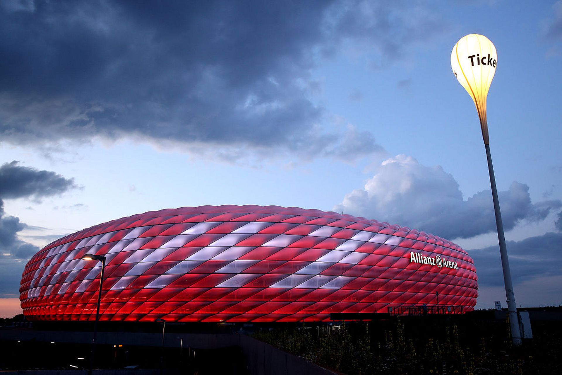 九游体育:德甲纽伦堡的转会策略与球队重建 九游体育:德甲纽伦堡的转会策略与球队重建