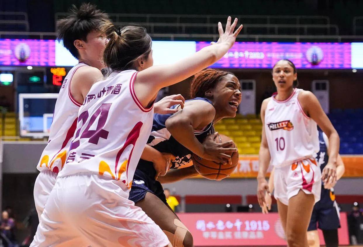 关于九游体育：WCBA联赛球队的啦啦队文化：赛场上的活力与激情的信息