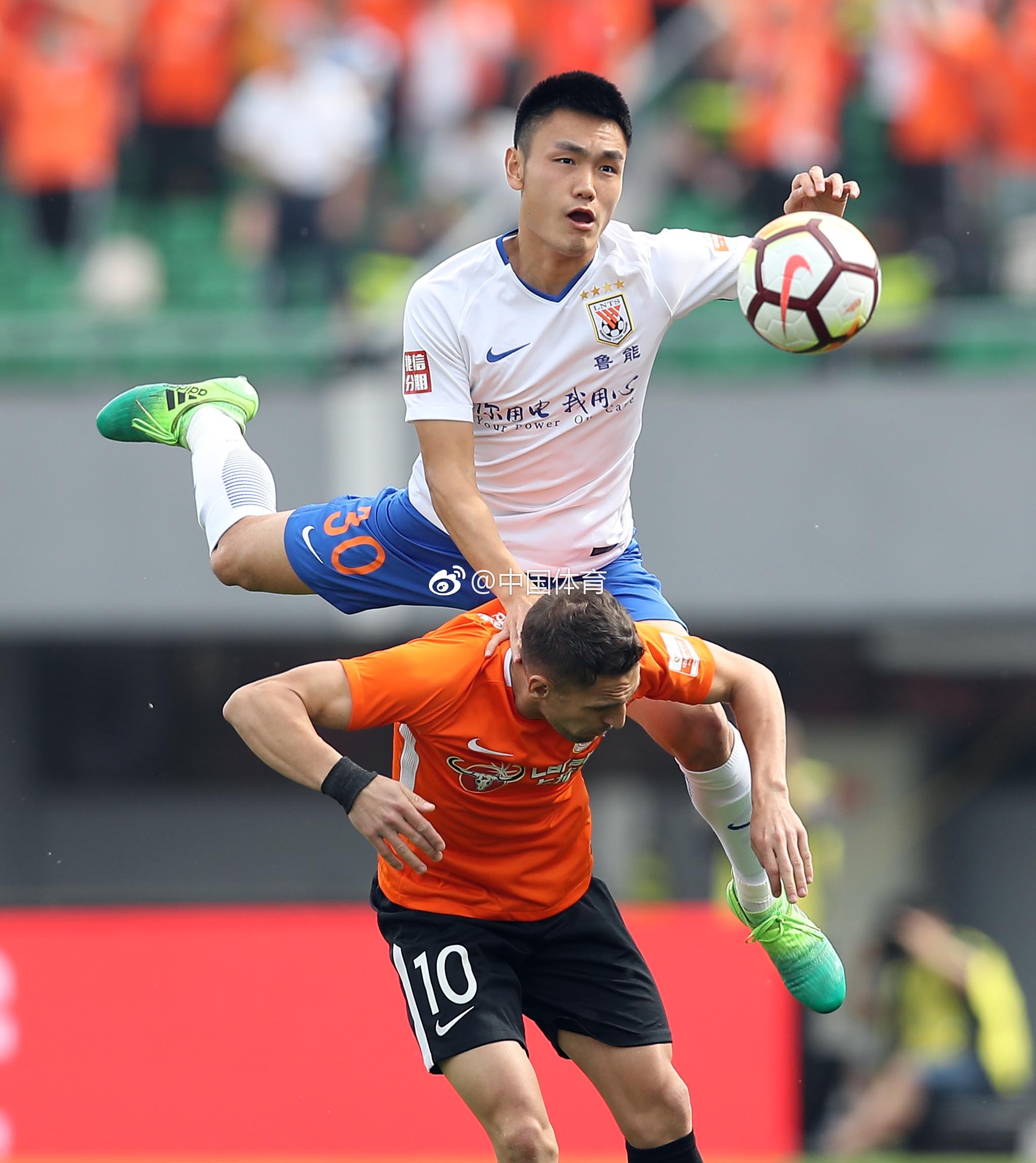 九游体育:中超联赛第十三轮：关键战役分析与胜负预测的简单介绍