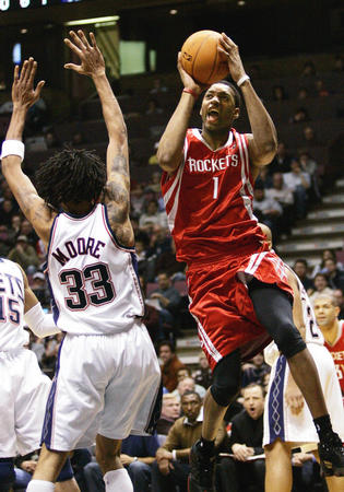 包含九游体育:比赛中的意外情况：如何处理突发事件的词条