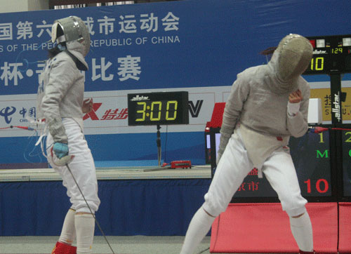 包含九游体育:比赛中的意外情况：如何处理突发事件的词条