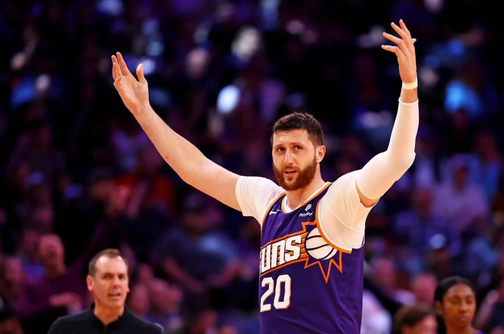 包含九游体育：太阳队新赛季：尤班克斯表示将提升传球技巧的词条