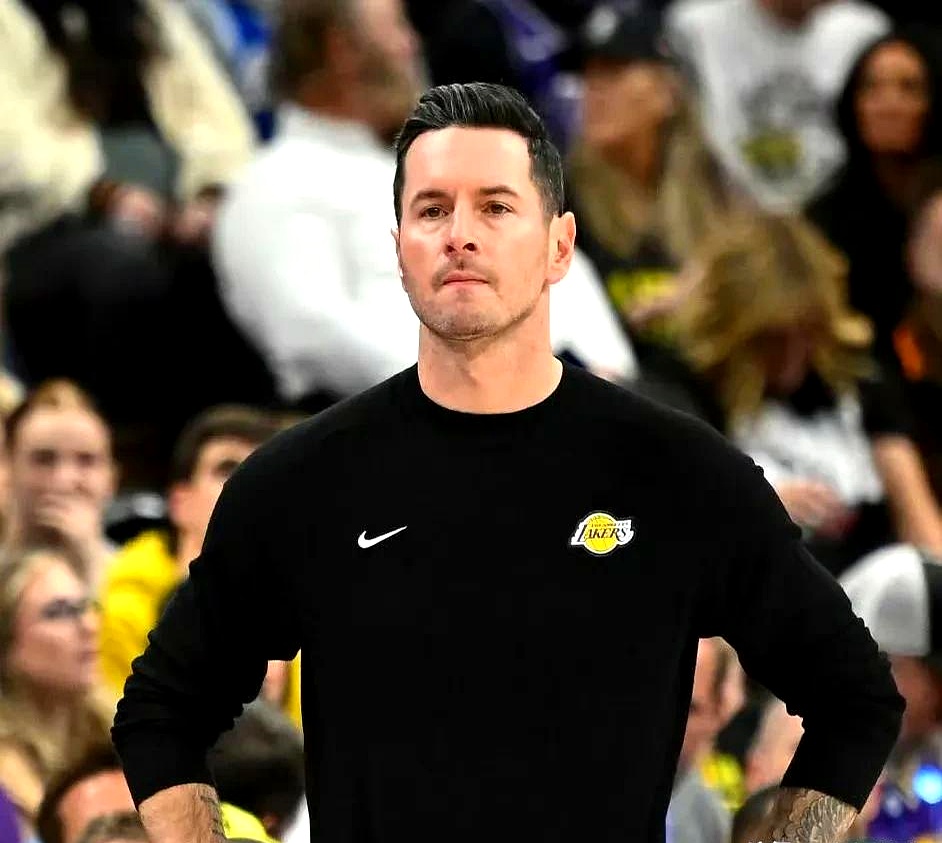 包含九游体育：湖人队新赛季：雷迪什能否成为合格的锋线轮换？的词条