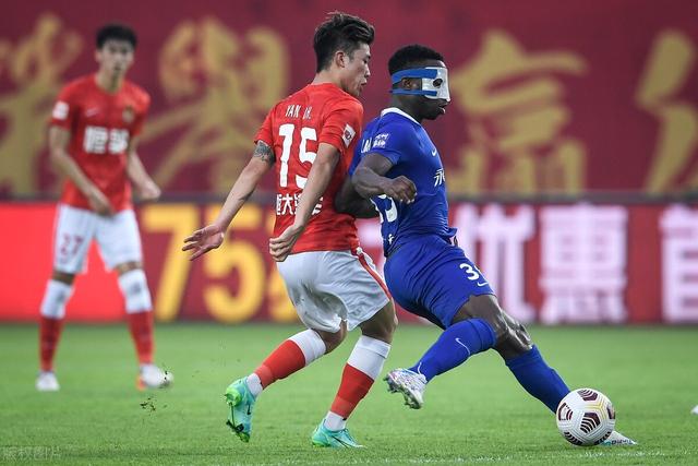 关于九游体育:年轻中场严鼎皓的技术特点与在俱乐部的发展前景的信息