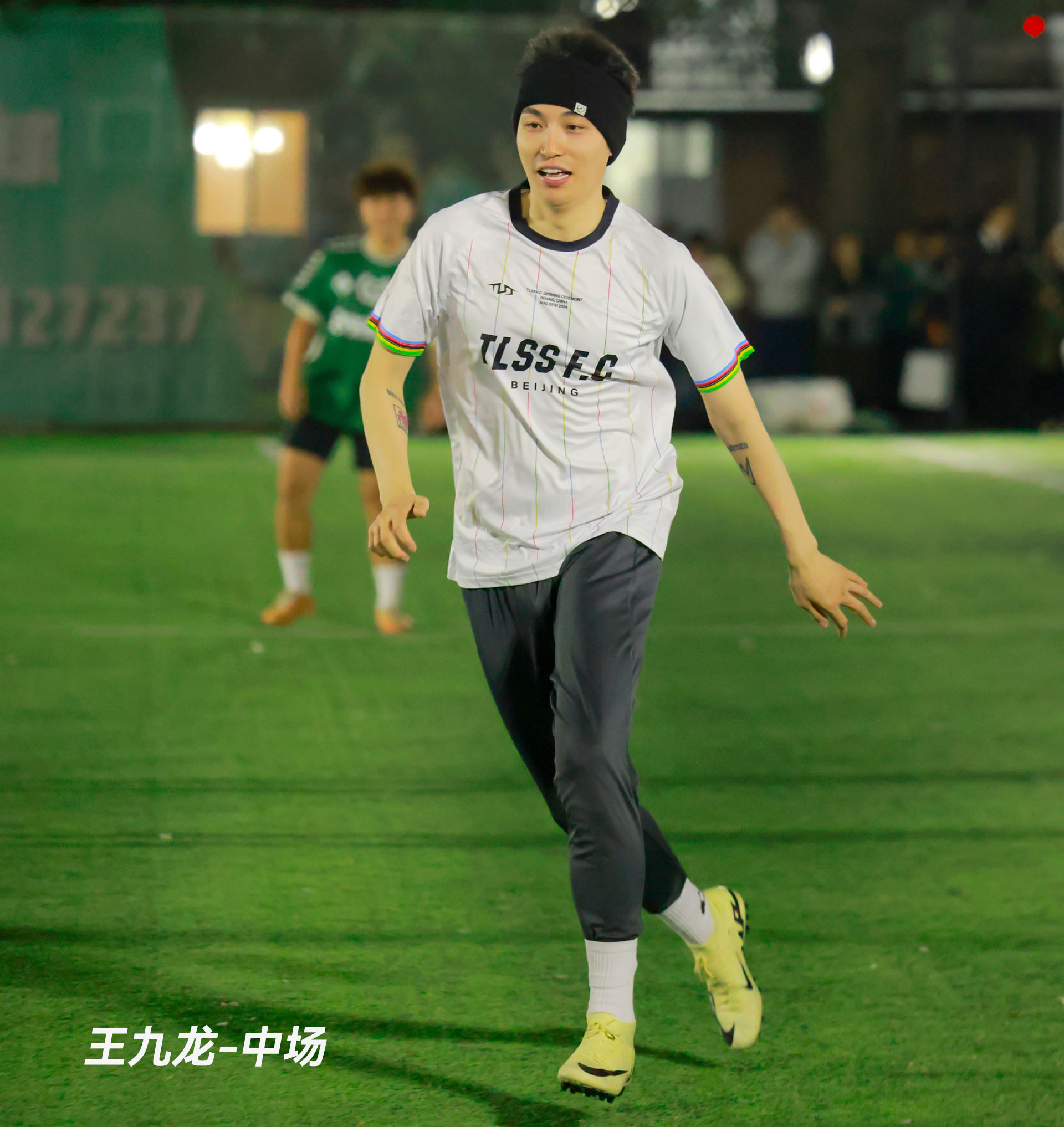 关于九游体育：中国足球明星球员专访，背后的故事令人动容的信息