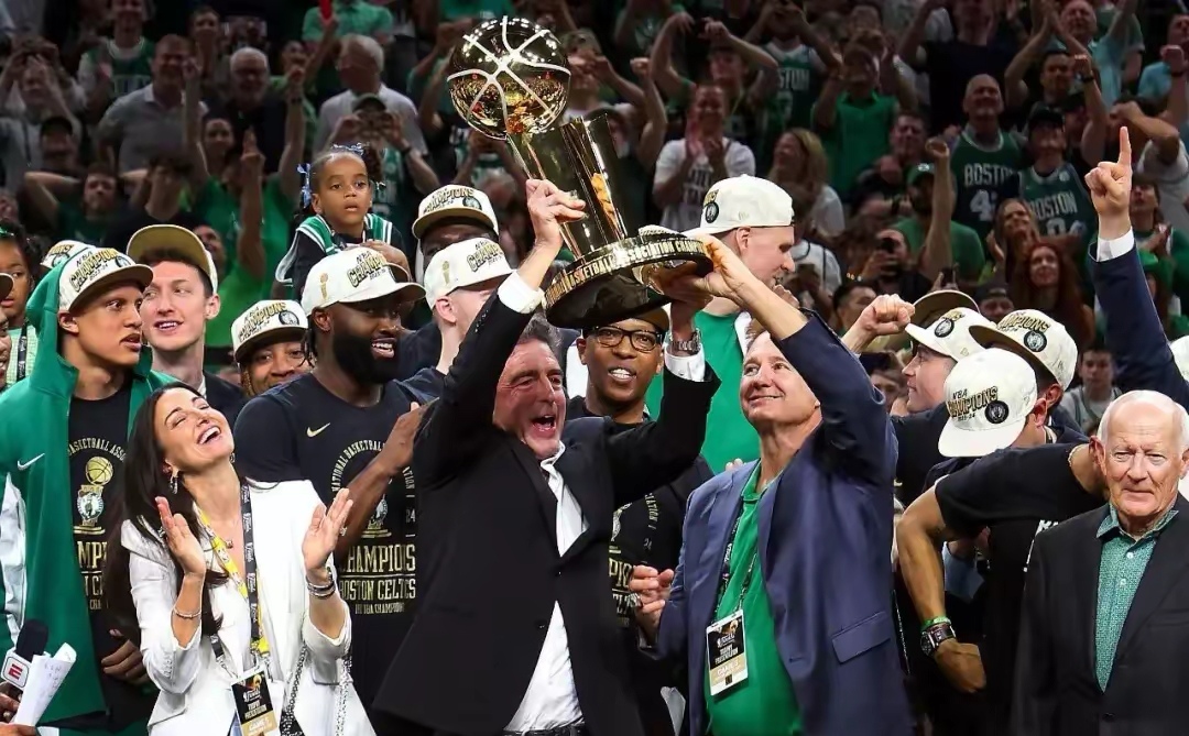 九游体育:凯尔特人队交易得到利拉德:剑指总冠军的简单介绍 九游体育:凯尔特人队交易得到利拉德:剑指总冠军的简单介绍