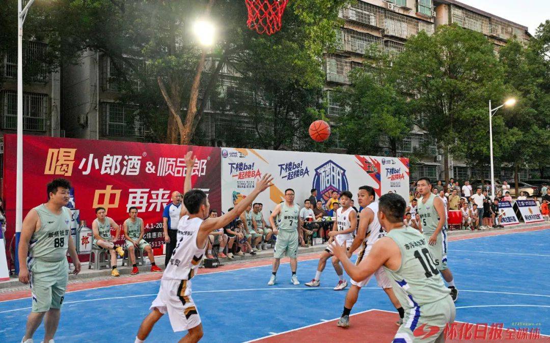 九游体育:中国篮球城市巡礼:篮球文化如何融入城市生活 九游体育:中国篮球城市巡礼:篮球文化如何融入城市生活