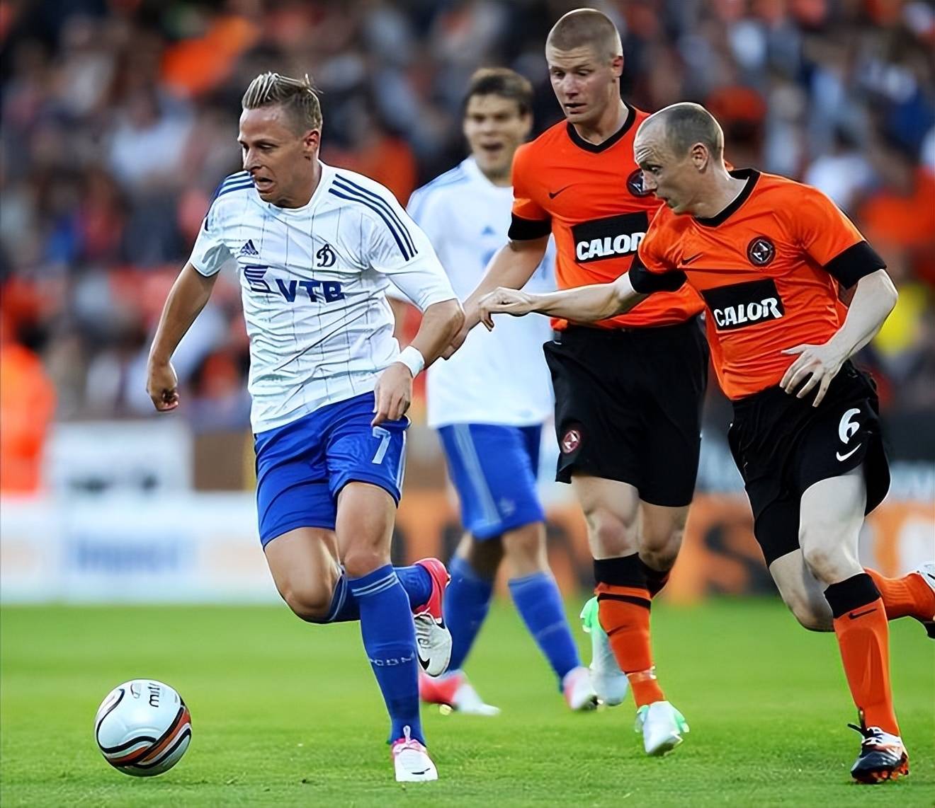 关于九游体育:意甲的战术革新：教练风格的演变的信息