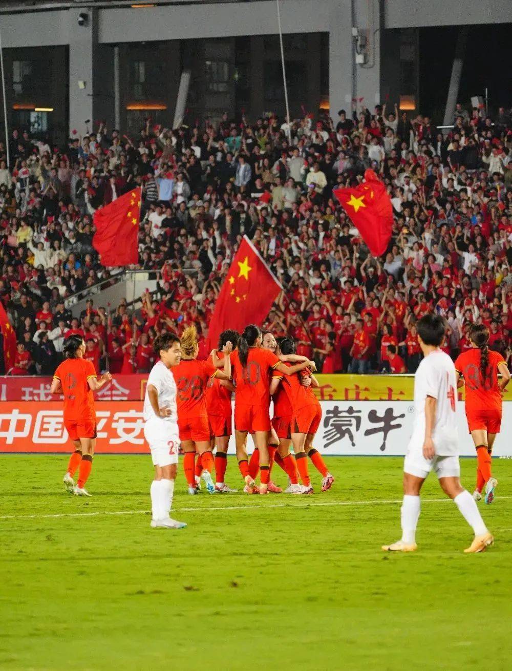 九游体育:中国女足再创佳绩,夺得亚洲冠军 九游体育:中国女足再创佳绩,夺得亚洲冠军