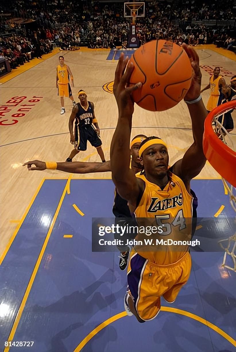 关于九游体育：湖人队新赛季：海斯能否成为合格的内线轮换？的信息