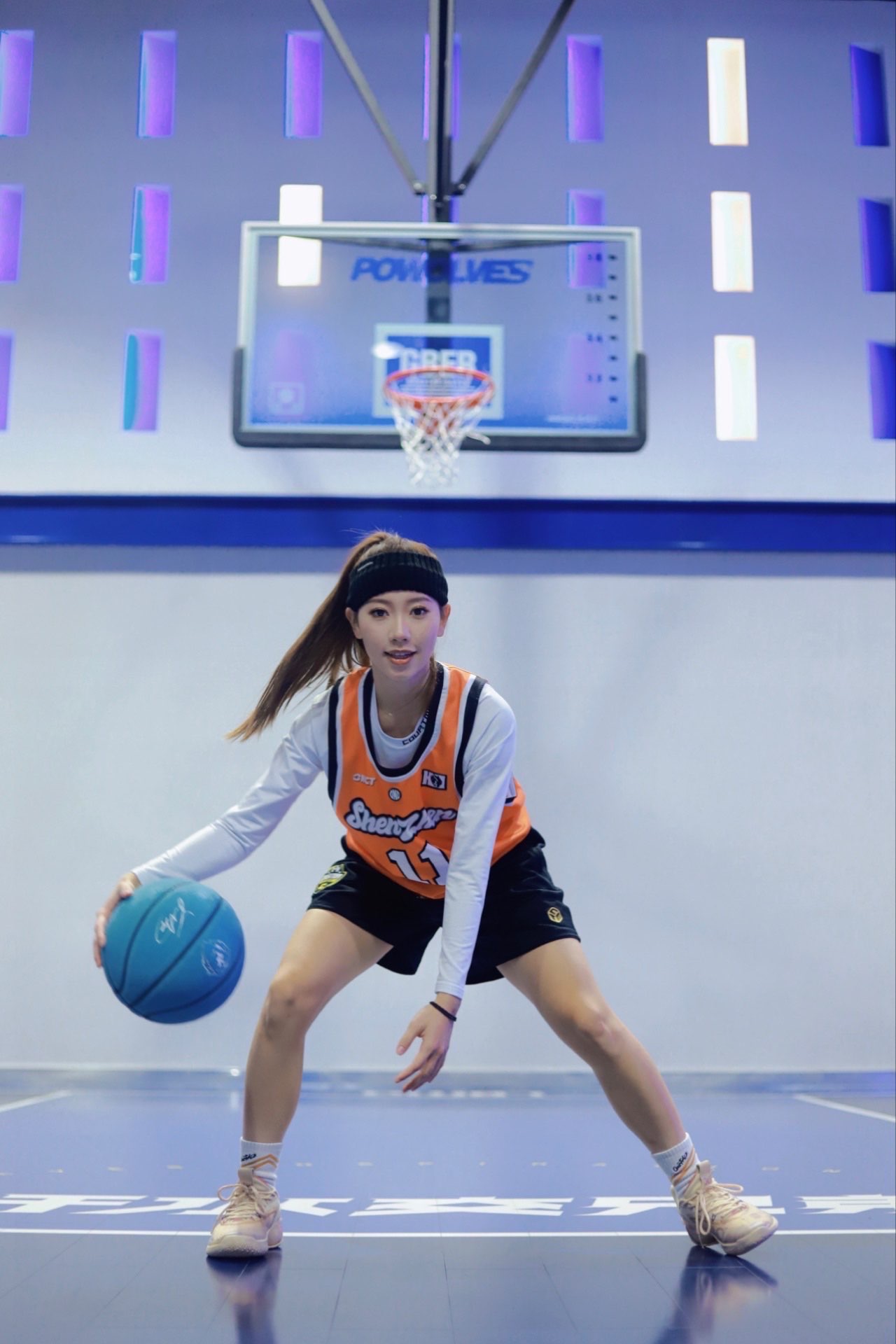 九游体育：篮球球星的个人生活：家庭、爱好与社会责任